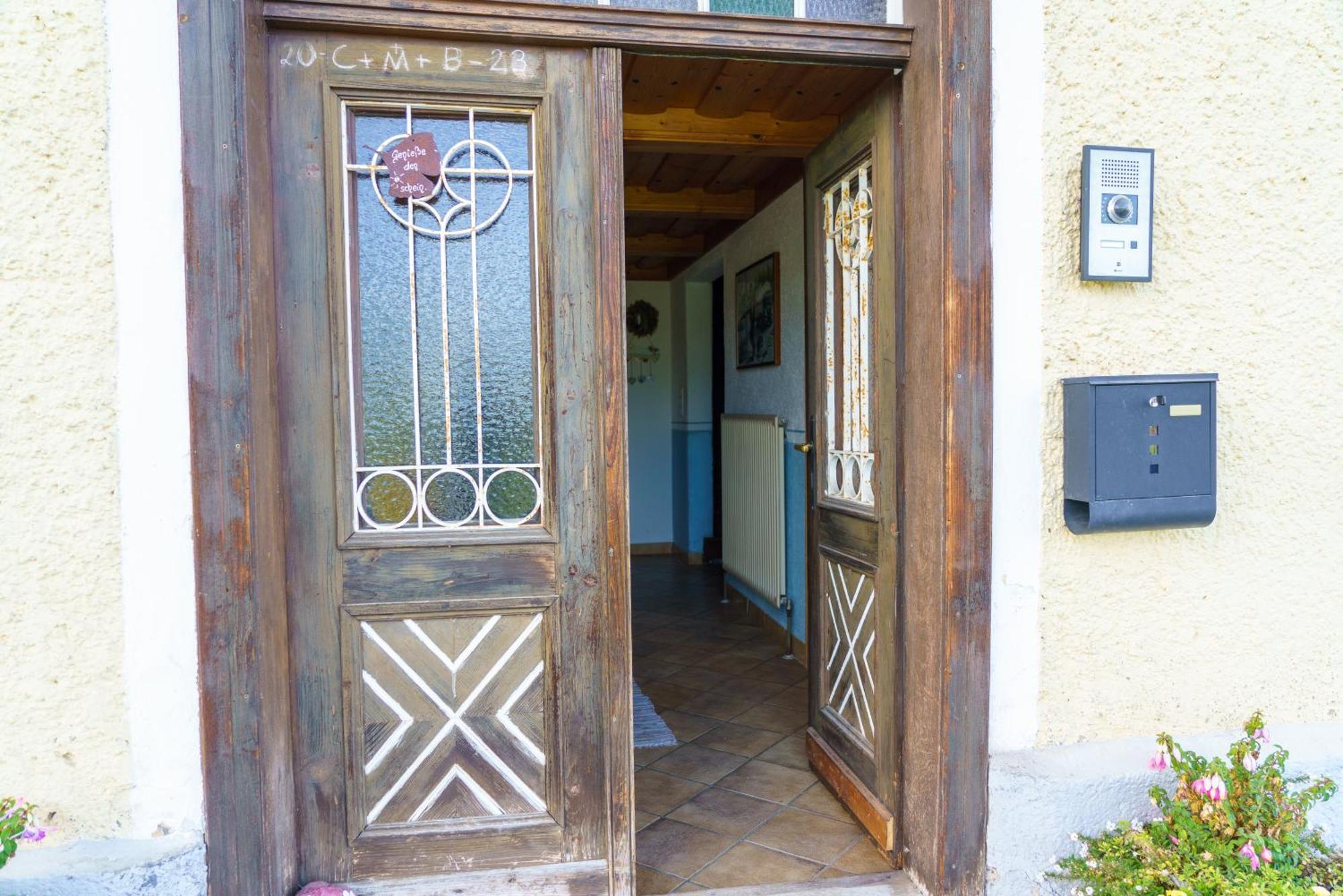 Private Farmhouse Escape - Ideal For Up To 8 Guests Seeham Luaran gambar
