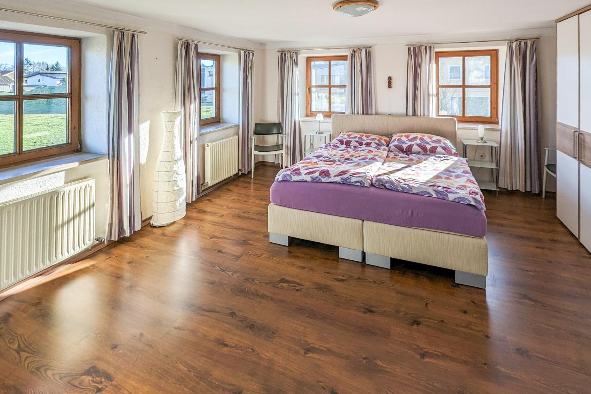 Private Farmhouse Escape - Ideal For Up To 8 Guests Seeham Luaran gambar